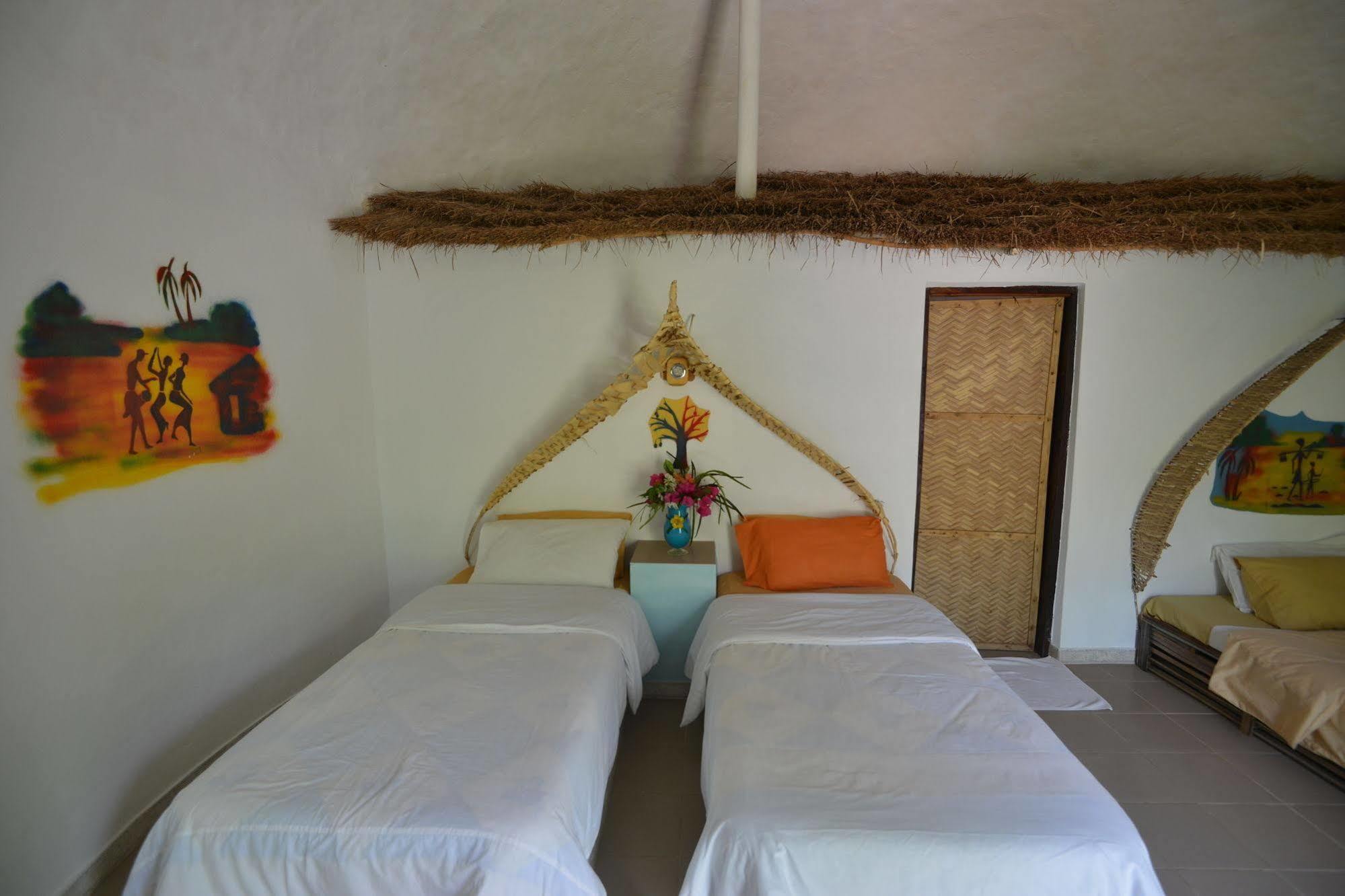 Footsteps Eco-Lodge Gunjur Dış mekan fotoğraf