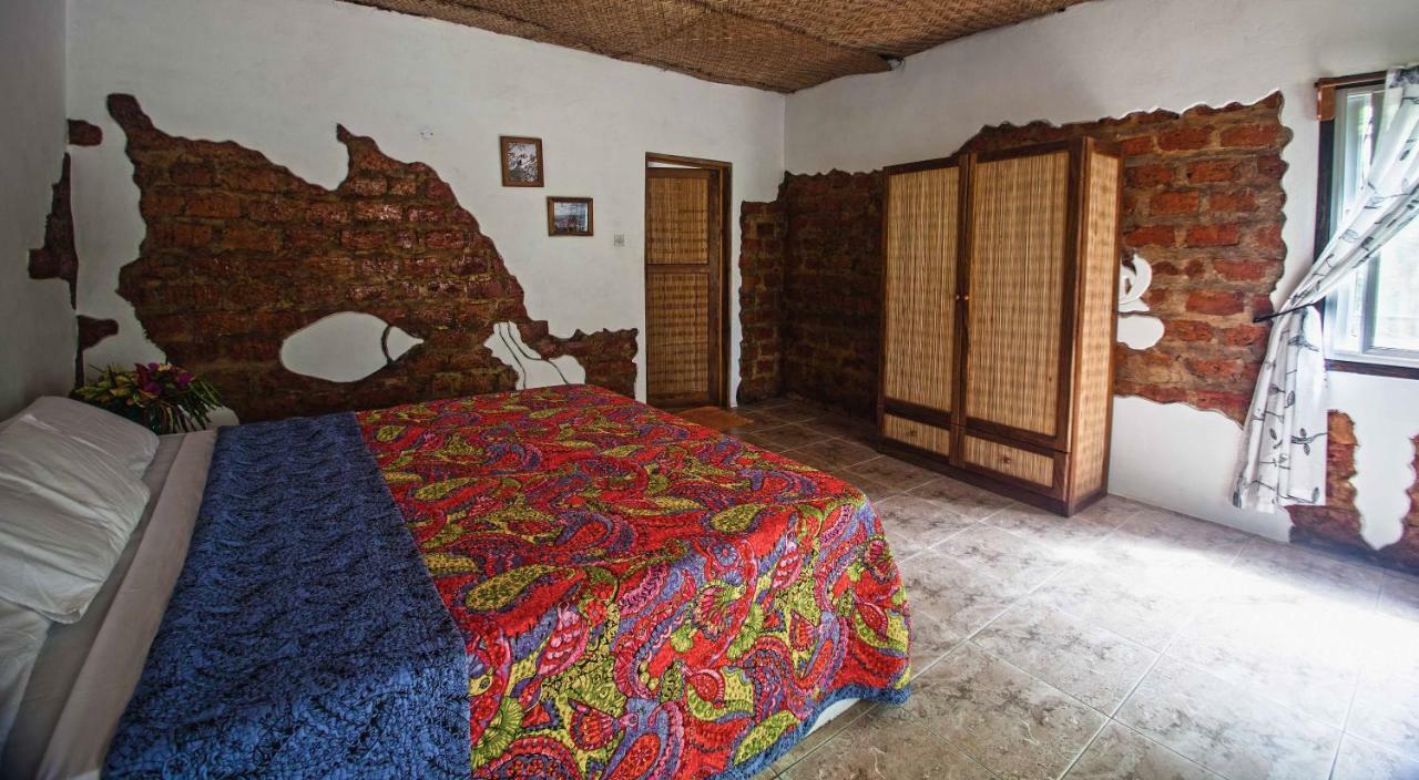 Footsteps Eco-Lodge Gunjur Dış mekan fotoğraf