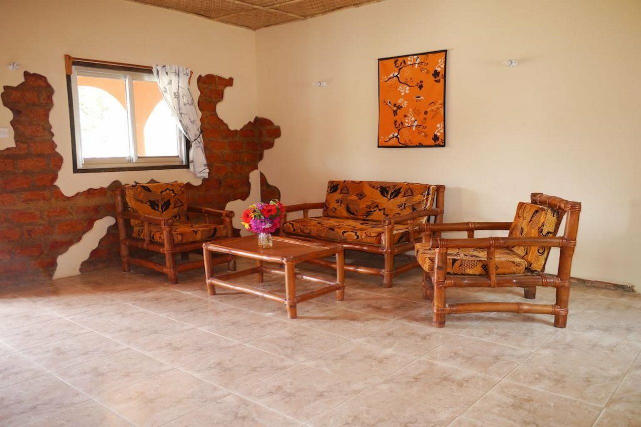 Footsteps Eco-Lodge Gunjur Dış mekan fotoğraf